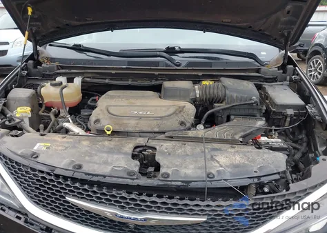 2018 Chrysler Pacifica Limited from USA, damaged, VIN 2C4RC1GG1JR257456